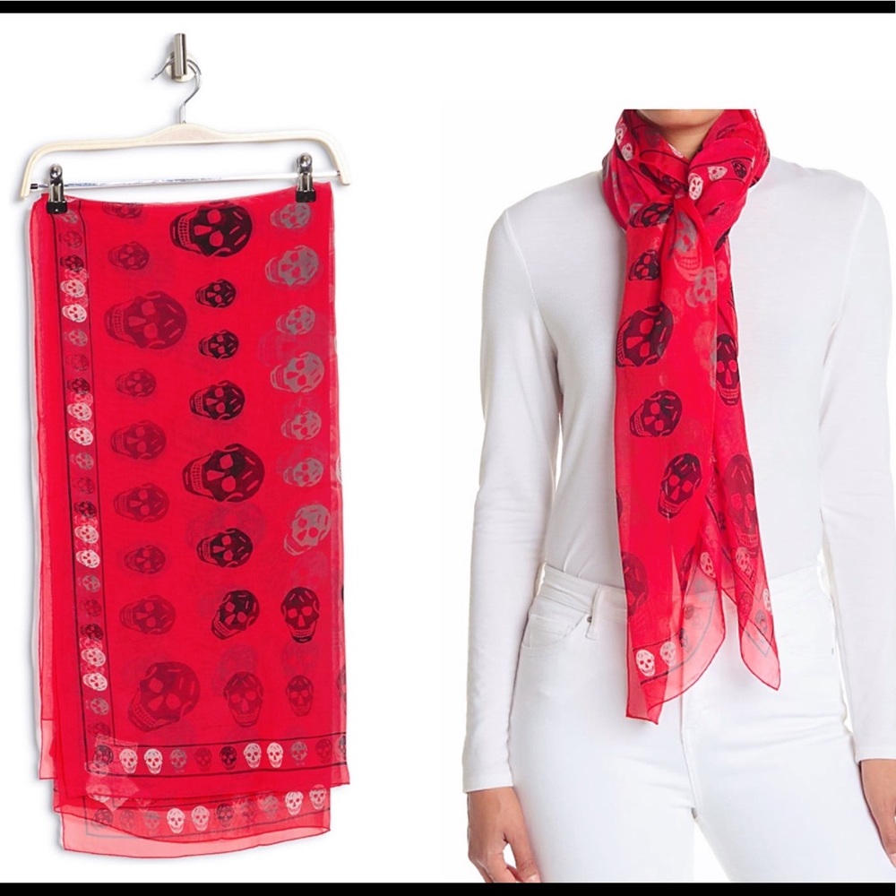 Alexander McQueen skull print silk scarf